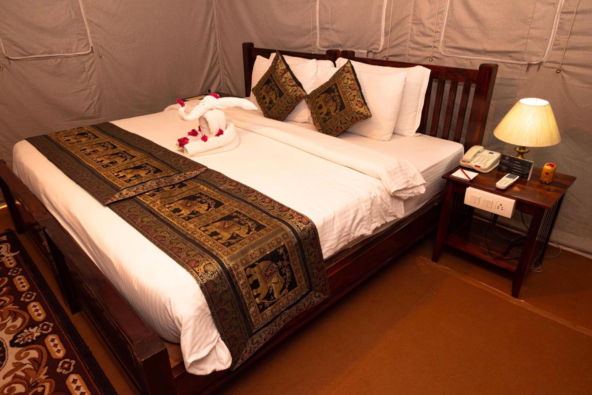 Om Vilas Benares, Varanasi Ngoại thất bức ảnh